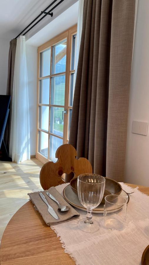 Surrounded By Green - Luxury Chalet At The Foot Of The Dolomites Apartment ลาวิลลา ภายนอก รูปภาพ