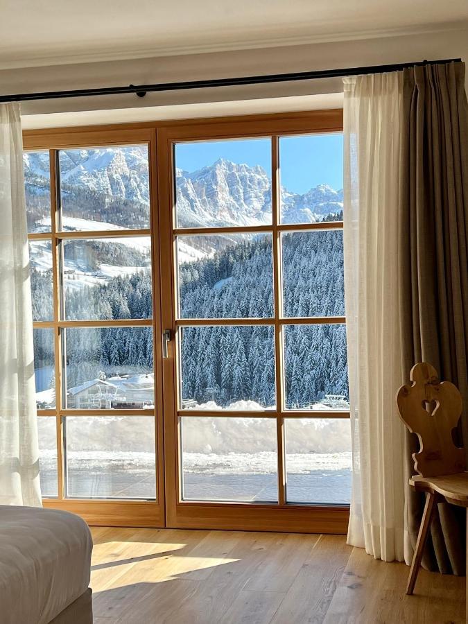Surrounded By Green - Luxury Chalet At The Foot Of The Dolomites Apartment ลาวิลลา ภายนอก รูปภาพ